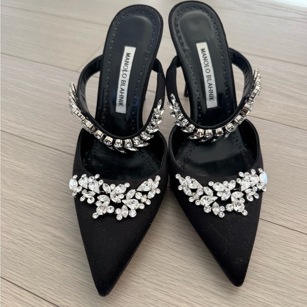 Manolo Blahnik Lurum Black Size 39.5